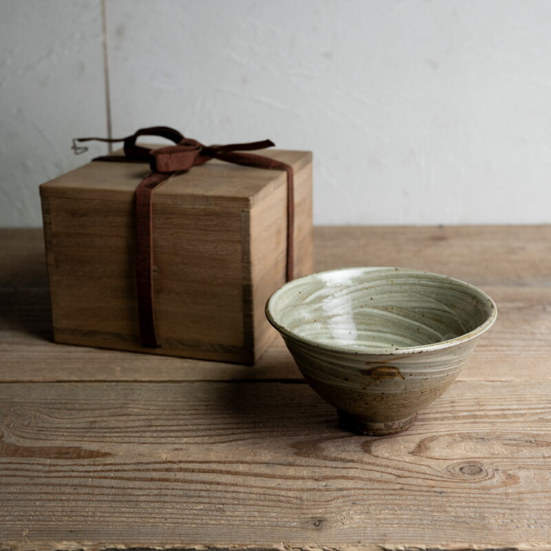 楽天市場】骨董○益子焼刷毛目竹紋茶碗○島岡達三 / 共箱 | 人間国宝