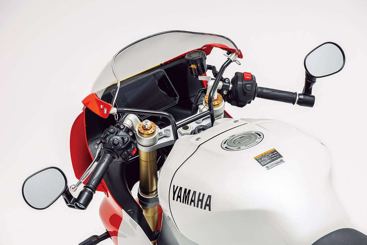 YAMAHA XSR900 GP 純正タンク YAMAHA XSR900 GP 純正タンク
