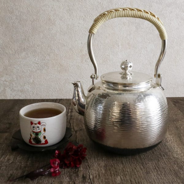 □秀峯堂造 銀瓶丸型五合 銀製湯沸 銀瓶