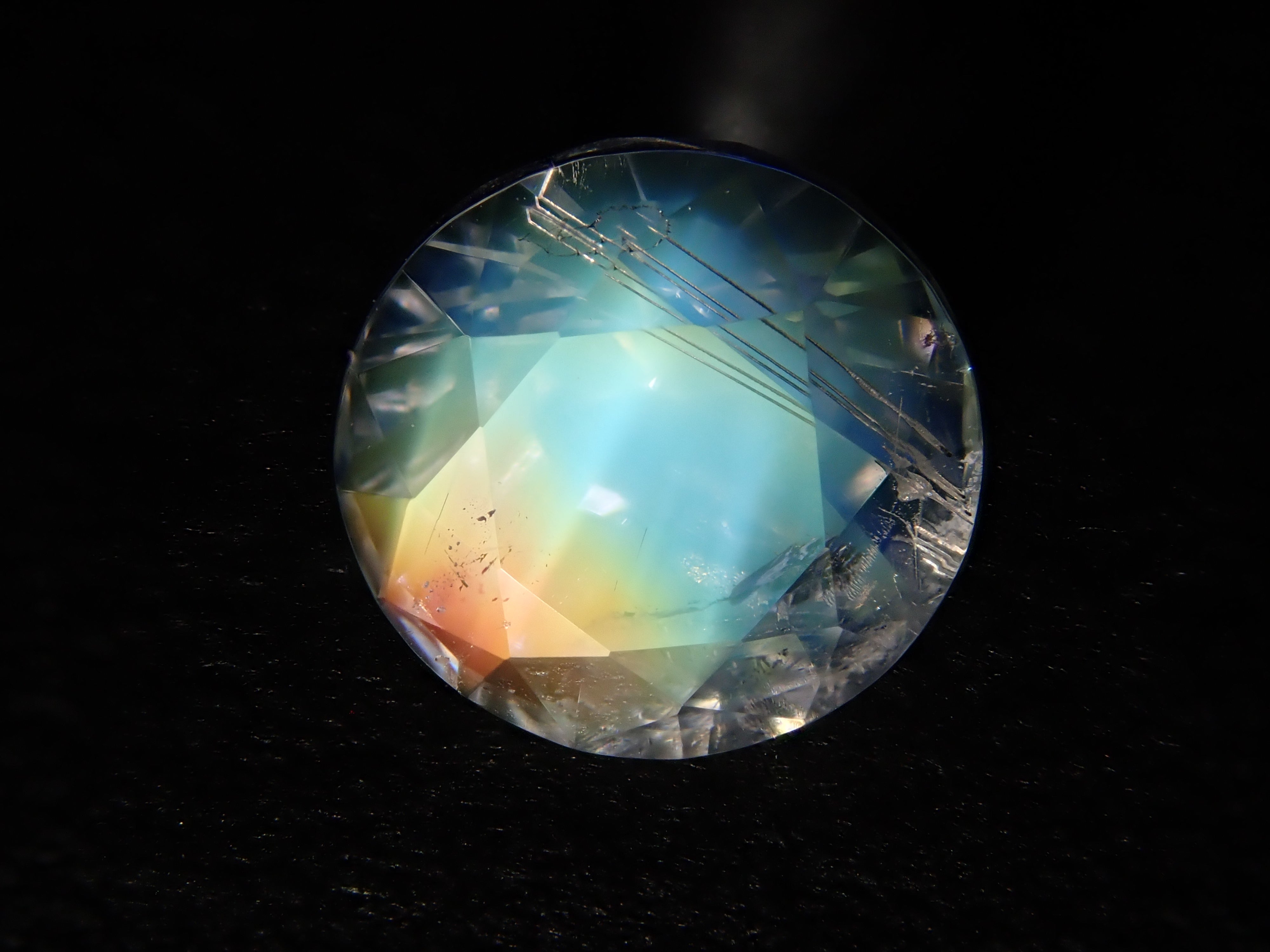 アンデシン・ラブラドライト（通称名 レインボームーンストーン