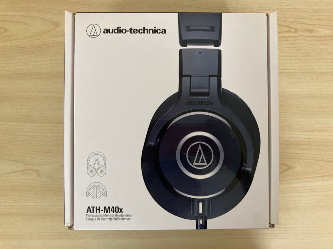 audio-technica ATH-M40x ブラックヘッドフォン Amazon.com: Audio-Technica ATH-M40x Professional Studio Monitor