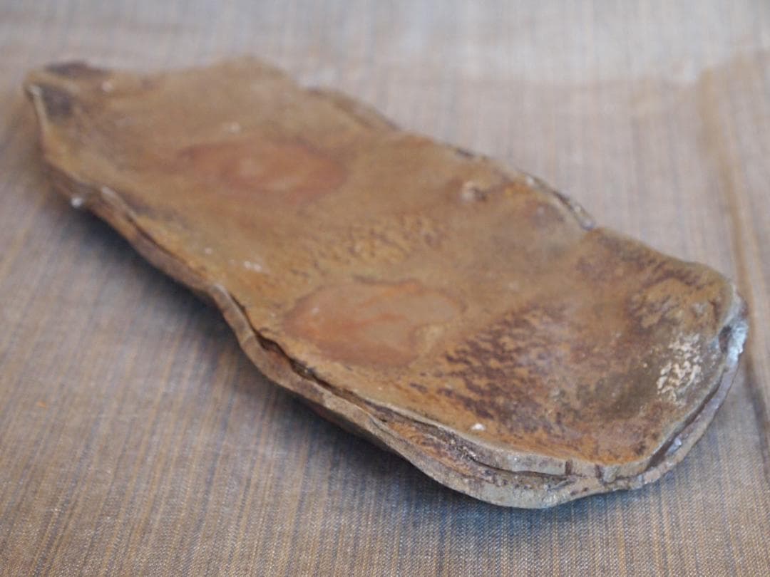 希少作★原田拾六★備前【窯変】長皿★牡丹餅 原田拾六 太閤石備前皿 枯山水紋 薪窯焼成平皿 飾り皿 桐箱 金継有