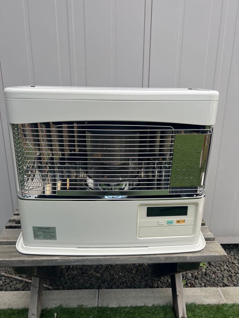 コロナ ストーブ ホワイト 2018年製 コロナ ストーブ 石油ストーブ 対流型 木造17畳/コンクリート23畳